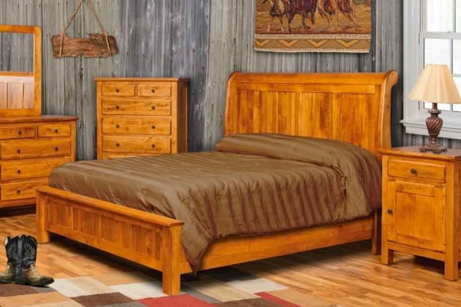 Amish Sleigh Bedroom Set